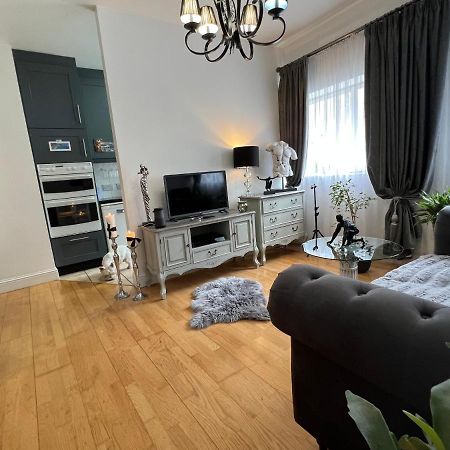 Lovely Apartment In Cork Kültér fotó