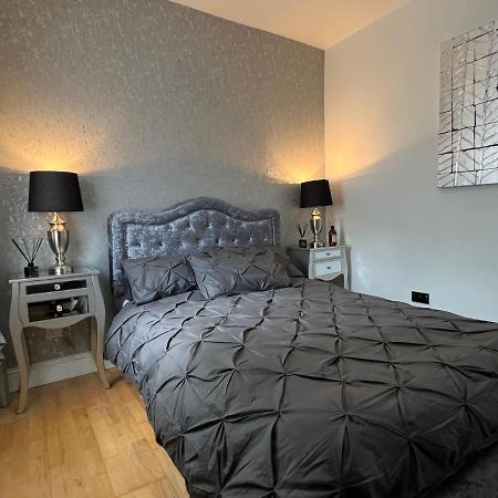 Lovely Apartment In Cork Kültér fotó