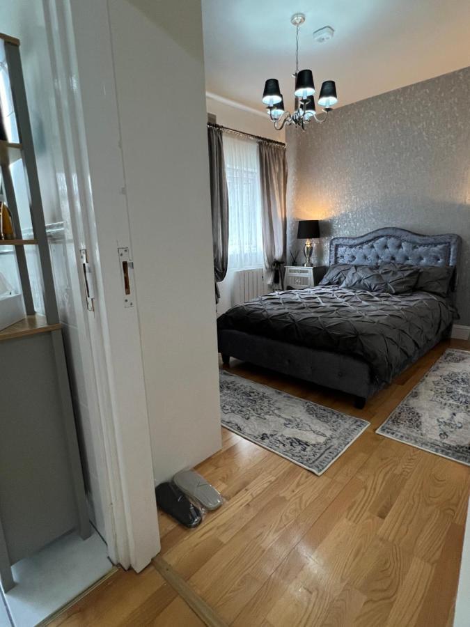 Lovely Apartment In Cork Kültér fotó