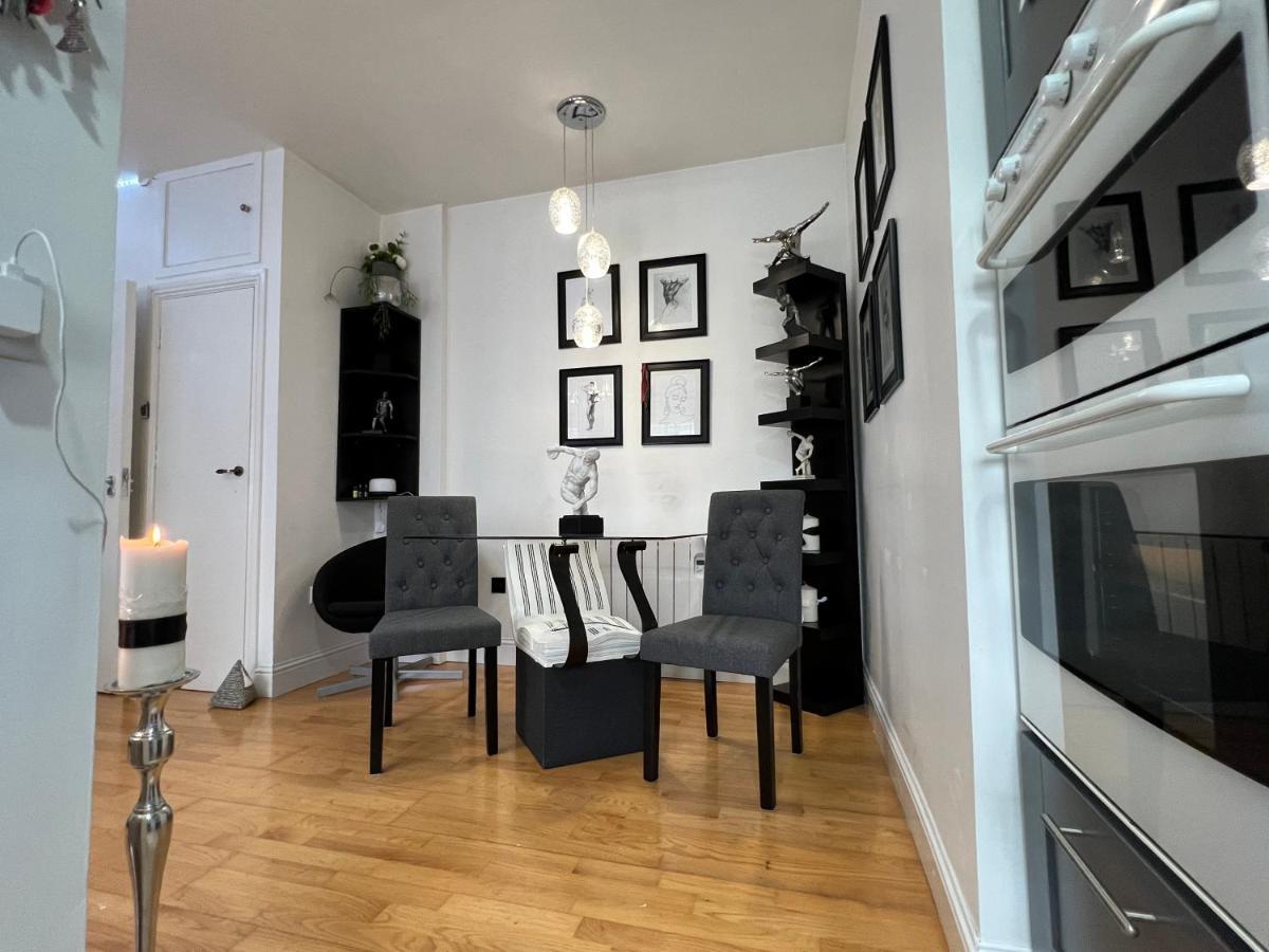 Lovely Apartment In Cork Kültér fotó